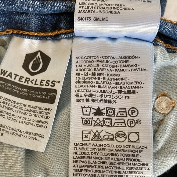 Levi’s 559 Red Tab Size 36X32 Medium Wash Straight Leg Jeans - Picture 10 of 10